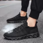 Hot-Sale-Light-Man-Running-Shoes-Comfortable-Breathable-Men-s-Sneaker-Casual-Antiskid-and-Wear-resistant.jpg.jpg_.webp